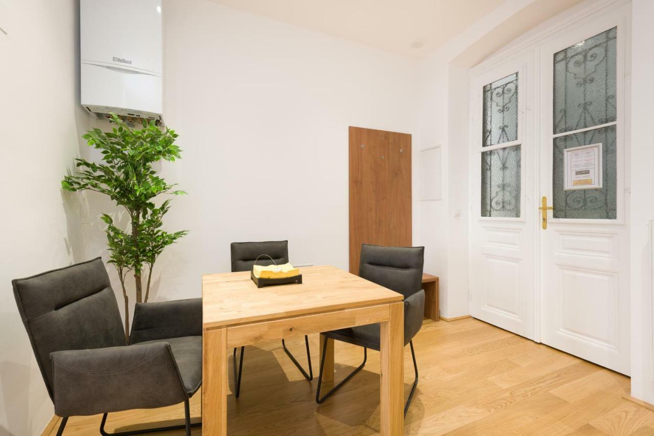 Vienna Stay Apartments Pezzl 1170 Dış mekan fotoğraf